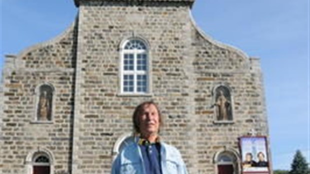 Ferland sort de sa retraite pour sauver son église
