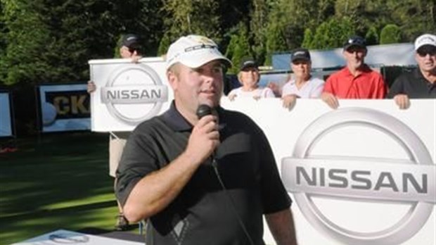 Craig Cuthill repart avec la Coupe Nissan