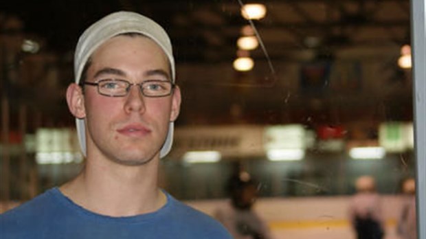 Un officiel du hockey mineur tabassé par un joueur
