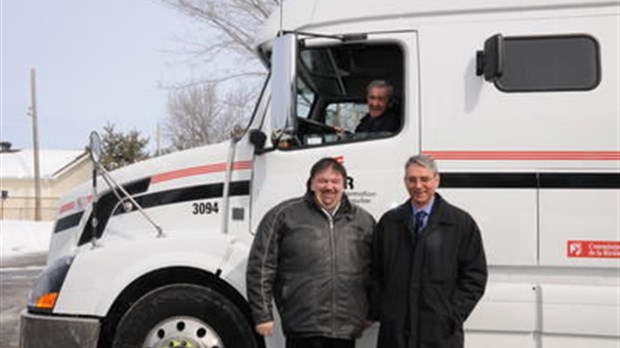 Un camion Volvo pour apprendre les rudiments du métie