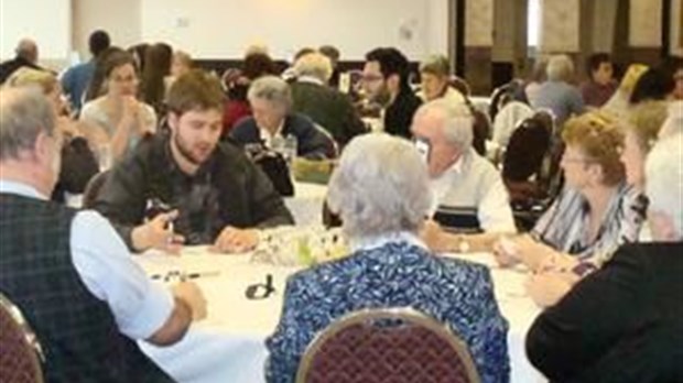 Des solutions pour mousser l'implication des jeunes en politique