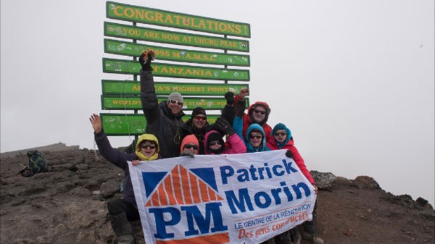 Nos grimpeurs de retour du Kilimanjaro!
