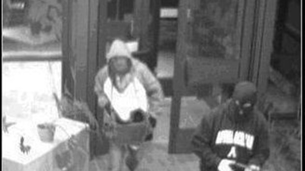 Crabtree : Trois suspects recherchés pour vol qualifié