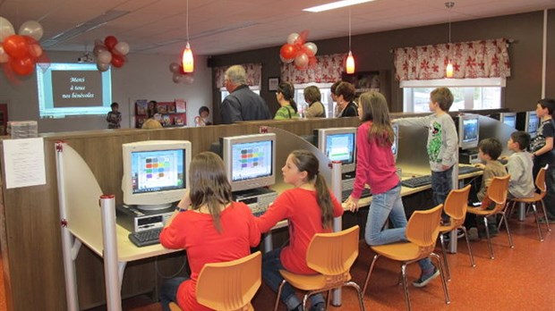 Inauguration de la nouvelle médiathèque à l'école des Moulins