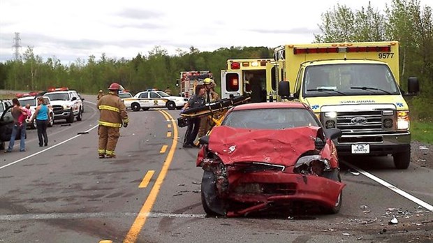 Quatre personnes blessées dans une double collision