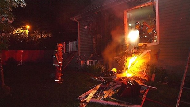 Un incendie ravage une résidence