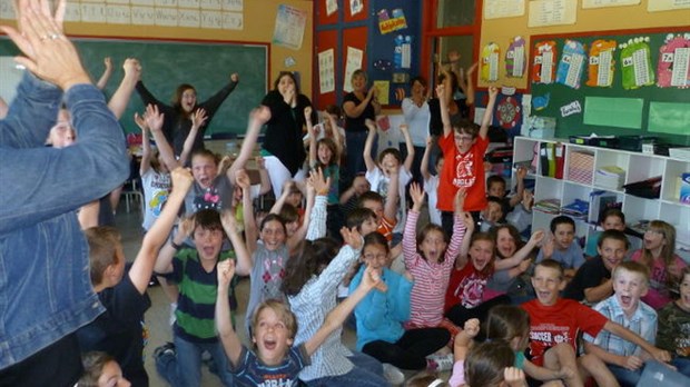 Les jeunes de l'école primaire de l'Île Saint-Ignace de Loyola ont passé une nuit au Stade Olympique