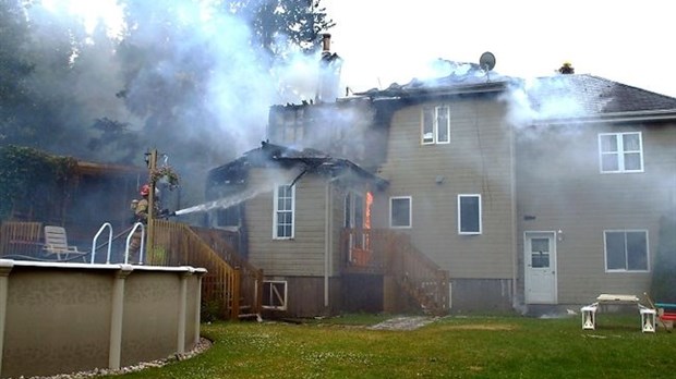 Violent incendie à Saint-Charles-Borromée