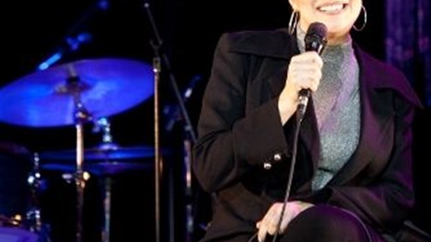 Holly cole: La chanteuse jazz de renommée mondiale à la salle Rolland-Brunelle