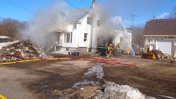 Le feu endommage une résidence à Saint-Thomas