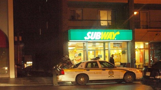 Vol qualifié au Subway de Joliette