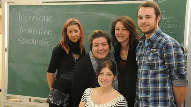 Des finissants du cégep de Joliette veulent toucher la population
