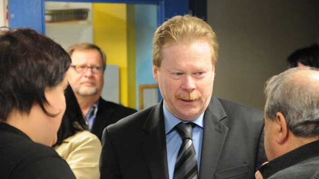 Les députés Marceau et Villeneuve affirment que le projet de loi 14 est nécessaire pour vivre et travailler en français au Québec