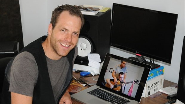 Deux musiciens attirent 16 millions de visionnements