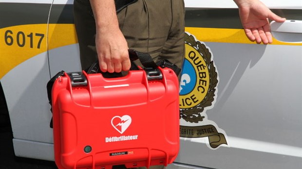 Des défibrillateurs prendront place dans les voitures