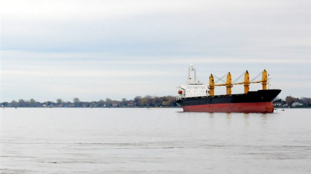La présence de super-pétroliers inquiète les municipalités longeant le St-Laurent
