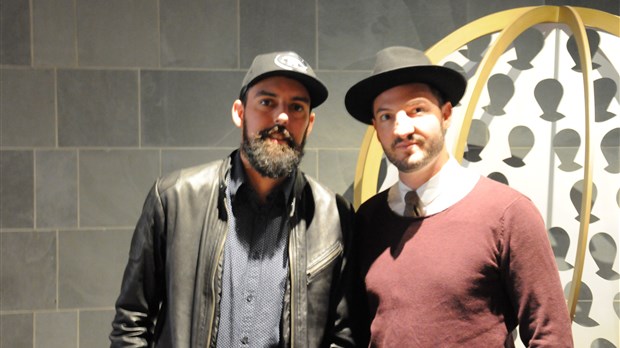 Radio Radio, un duo brillamment coloré 