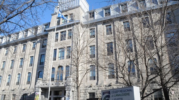 Les compressions font craindre le pire au cégep de Joliette