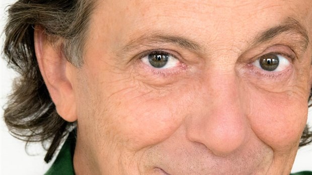 Daniel Lemire sur la scène du Centre culturel de Joliette