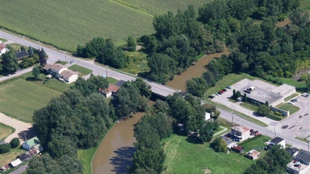 Les ponts de la rivière Bayonne et de ses affluents en vedette dans une exposition à la MRC de D’Autray