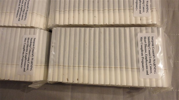 Perquisition de tabac de contrebande dans Village Saint-Pierre