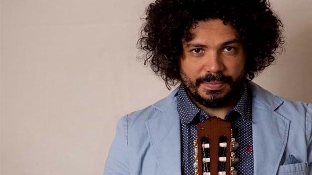 Isaac Neto en spectacle au CRAPO