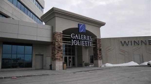 Flânerie, drogues et bruit excessif: les jeunes sont-ils devenu une nuisance pour les Galeries Joliette?