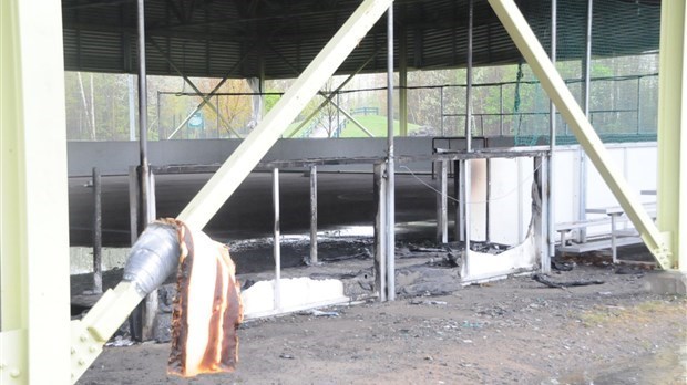 Arrestation d’un suspect en lien avec l’incendie criminel au parc Casavant-Desrochers