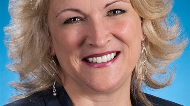 Lise Thériault en visite dans Lanaudière