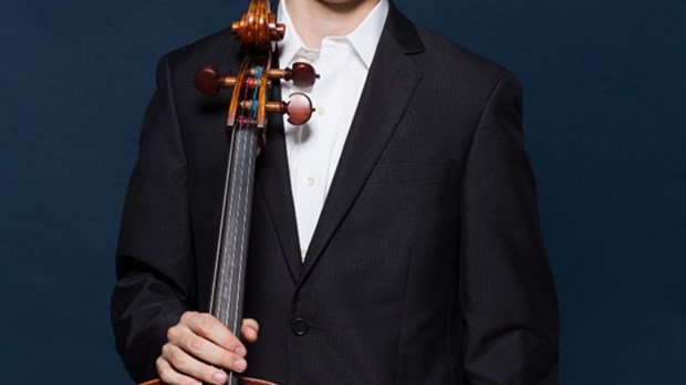 Le violoncelliste Stéphane Tétreault en spectacle à la Maison et jardins Antoine-Lacombe