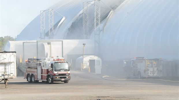 Un incendie endommage une entreprise de Saint-Thomas