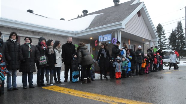 Chaîne humaine pour protéger les CPE