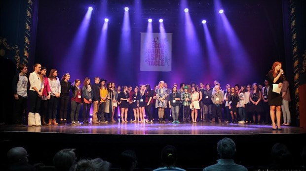 La première finale régionale de Secondaire en spectacle fait sa marque à la salle Rolland Brunelle de Joliette.