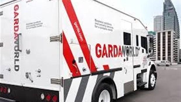 Vol à Sainte-Charles-Borromée: Garda offre une récompense de 10 000$