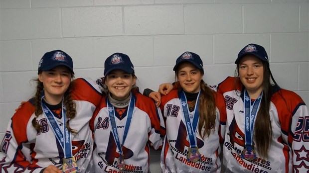 Hockey féminin: Les Pionnières de Lanaudière championnes du Québec