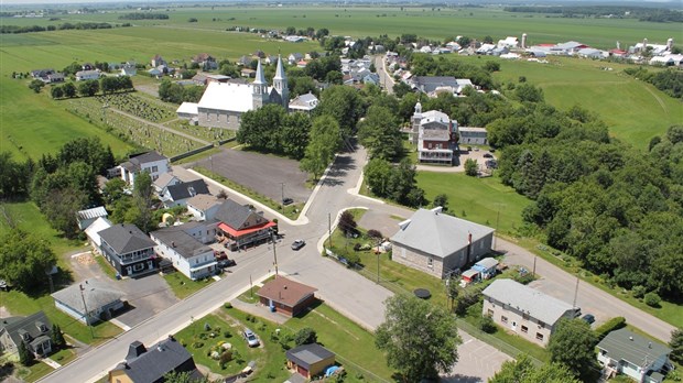 Projet controversé d’aéroport à Saint-Cuthbert: L'injonction prolongée