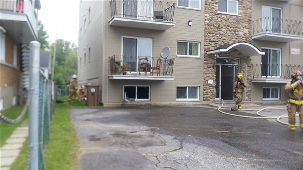 Incendie dans un immeuble à logements de Saint-Charles-Borromée