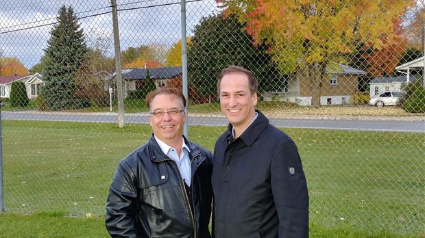 Patrice Trudel et Patrick Lasalle songent à un plus grand terrain de baseball à Joliette