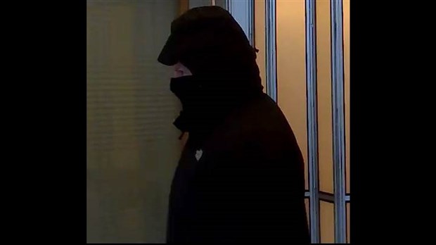 Aide du public - Identification d’un homme pour tentative de vol à Joliette
