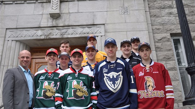Onze élèves-athlètes du CEB ont été repêchés par la LHJMQ