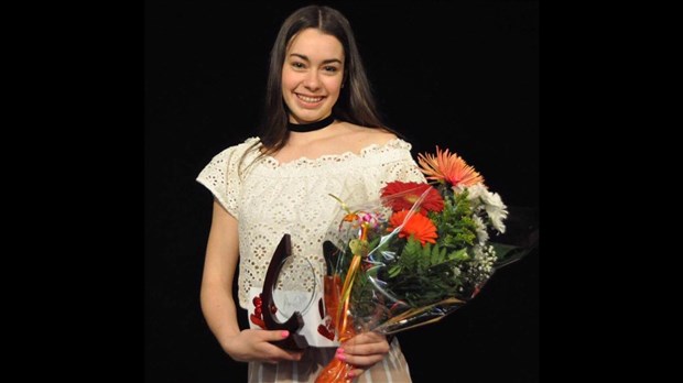 Noémie Morin récipiendaire du prix d'excellence Joannie Rochette