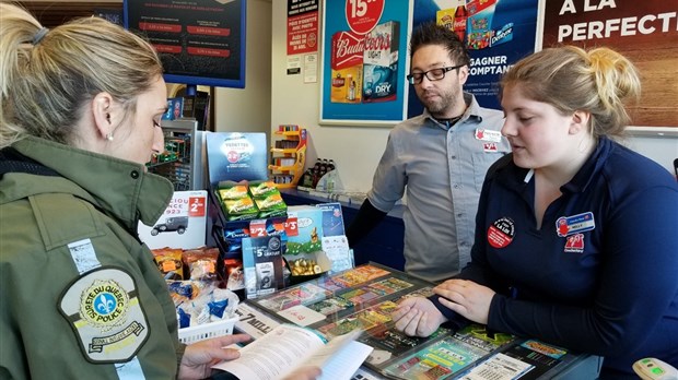 Prévention de la fraude au poste de la SQ de la MRC de Joliette parce que « personne n'est à l'abri de la fraude »