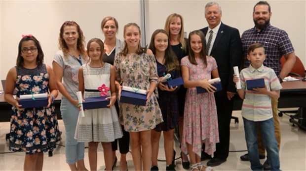 Mention d’honneur pour des élèves de l’école primaire des Trois-Temps