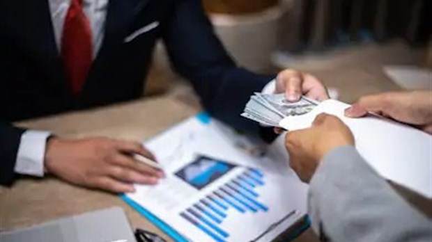 Arrestation pour fraude financière de type 