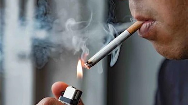 Dès le 1er janvier, les cigarettes et le vapotage seront interdits devant le CISSS