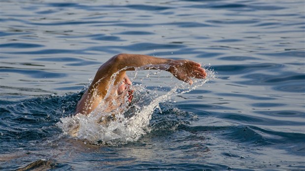 Baignade en eau naturelle : assurez-vous de la qualité du plan d’eau