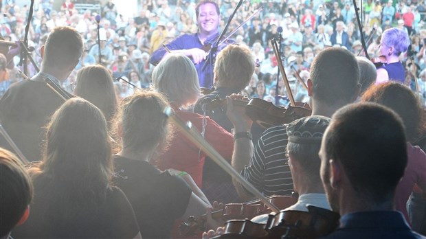 100 musiciens du Camp Violon Trad Québec