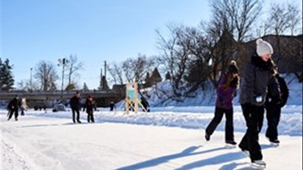 Pas de répit pour la patinoire de la MRC de Joliette sur la rivière L’Assomption