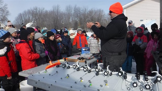 Lancement d'une septième année pour les ateliers éducatifs de pêche blanche