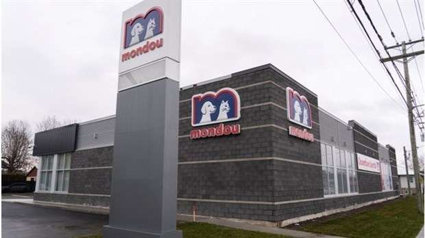 Mondou inaugure son 71e magasin à Saint-Charles-Borromée